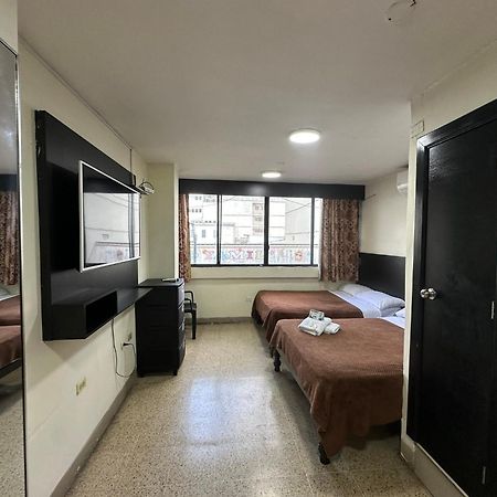 과야킬 Residencia Terreros 아파트 외부 사진